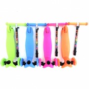 самокат трех колесный мини 